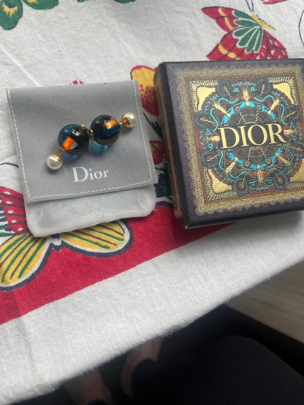 Dior Tribales Earrings - Picture 4 of 6